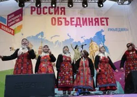 «Бурановские бабушки» зажгли в Перми в День народного единства