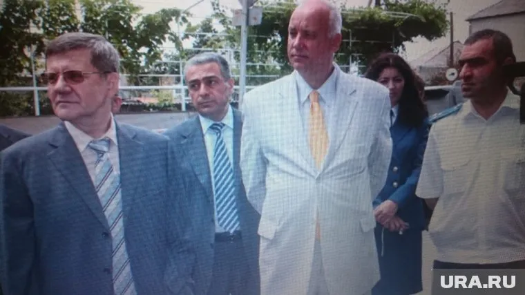 Новый помощник главы Пыть-Яха Эльдар Кокоев (справа) вместе с Александром Бастрыкиным и Юрием Чайкой в Осетии