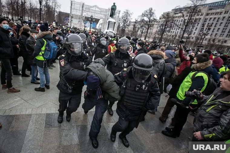 На несанкционированном митинге 23 января, по разным оценкам, собралось от 4 тысяч до 50 тысяч участников