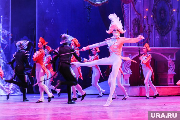 Новый год не за горами: какие новогодние спектакли готовят челябинские театры. Афиша