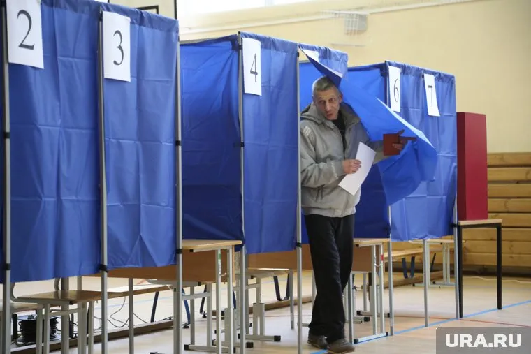 День голосования на Ямале проходит без участия высокопоставленных чиновников