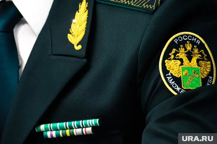 Начальника тыла ФТС России генерал-лейтенанта Олега Завгороднего задержали за дебош в Калининграде