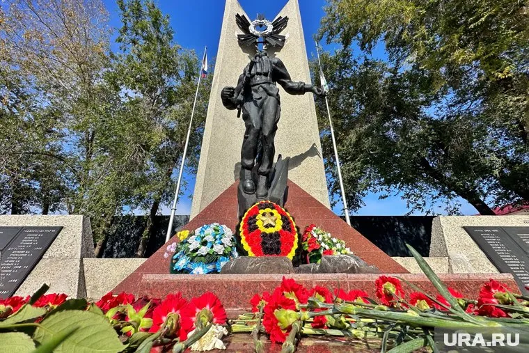 В Кургане прошла акция в память о погибших основателях ЧВК «Вагнер»
