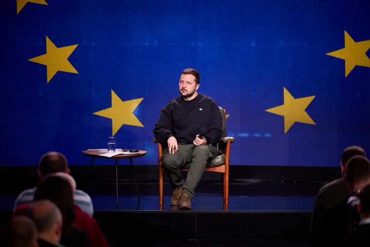 ЕС и Лондон устроит поражение Киева в долгосрочной перспективе, но они хотят, чтобы Украина как можно больше навредила России, говорит политолог Евгений Семибратов