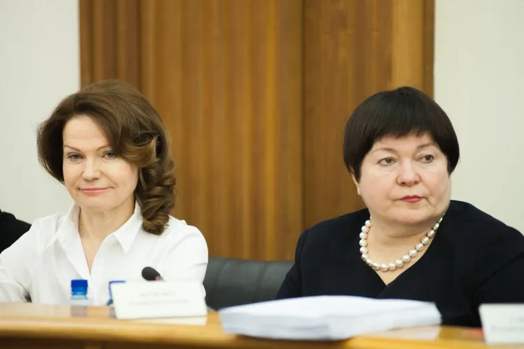 Заседание Екатеринбургской городской Думы. Екатеринбург, дерягина елена, овчинникова ира