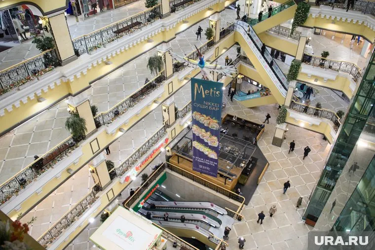 В ТРЦ накажут магазины, которые обслуживают клиентов без масок