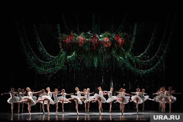 В современной России Екатеринбург считается центром российского балета