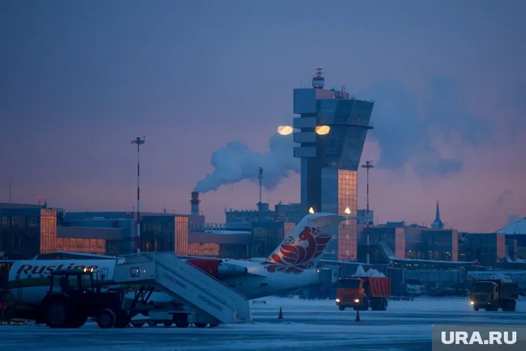 Рейсы из Кольцово отменили «Уральские авиалинии», «Азимут», «Победа», «Ямал» и Red Wings