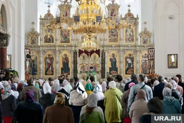 Торжественное богослужение возглавил митрополит Екатеринбургский и Верхотурский Евгений