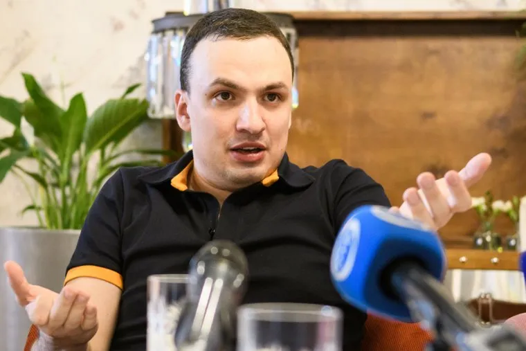 Пресс-конференция Дмитрия Ионина по стрельбе в Камышлове. Екатеринбург