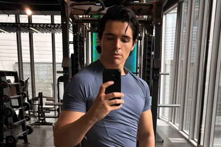 Лерчек брала частные уроки танца у аргентинского хореографа