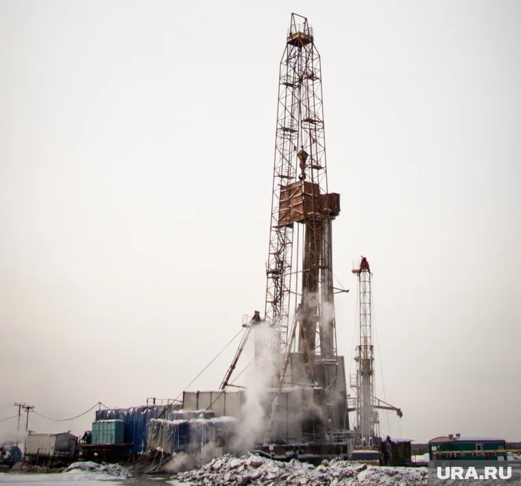 Работа на нефтяных месторождениях в ХМАО прекращается в -32 градуса с сильным ветром