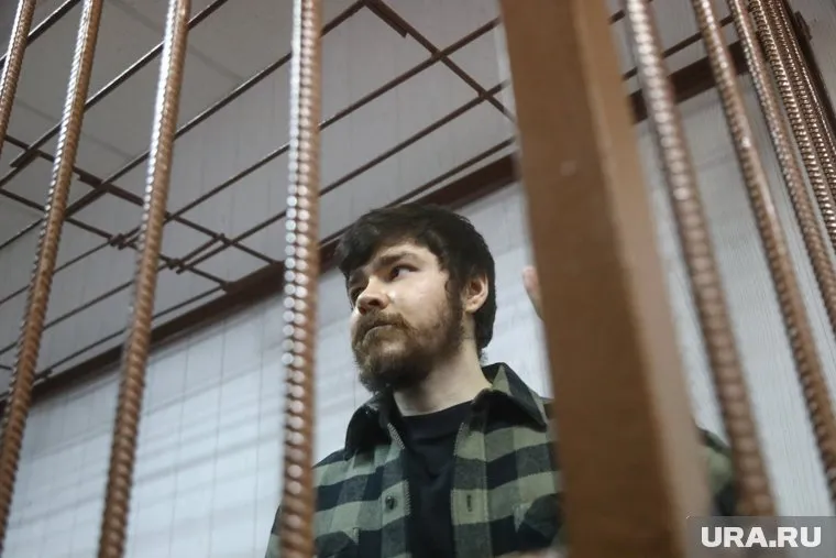 Аяз Шабутдинов обвиняется в мошенничестве