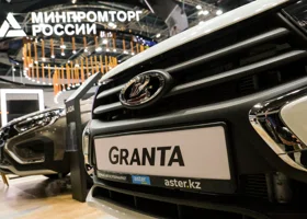 Сколько месяцев нужно откладывать деньги, чтобы купить автомобиль в ЯНАО