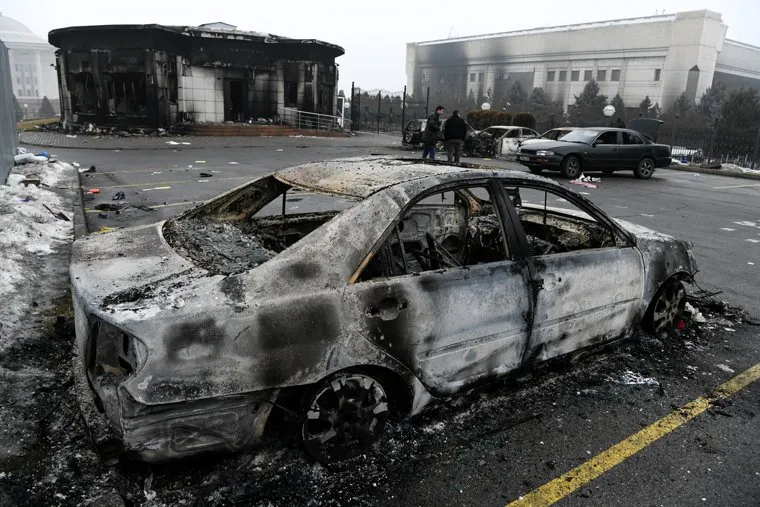 Резиденция президента Казахстана в Алма-Ате после штурма. Алма-Ата, Казахстан