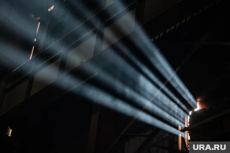 Свет в коттеджном поселке отключили вчера вечером