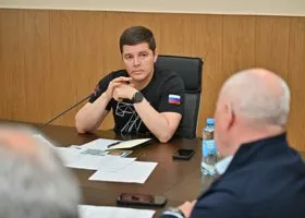 Выборы скорректировали планы Артюхова на объезд региона