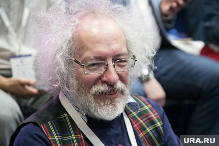 Журналист посчитал, что про пенсию он имеет право рассказать, в отличие от зарплаты