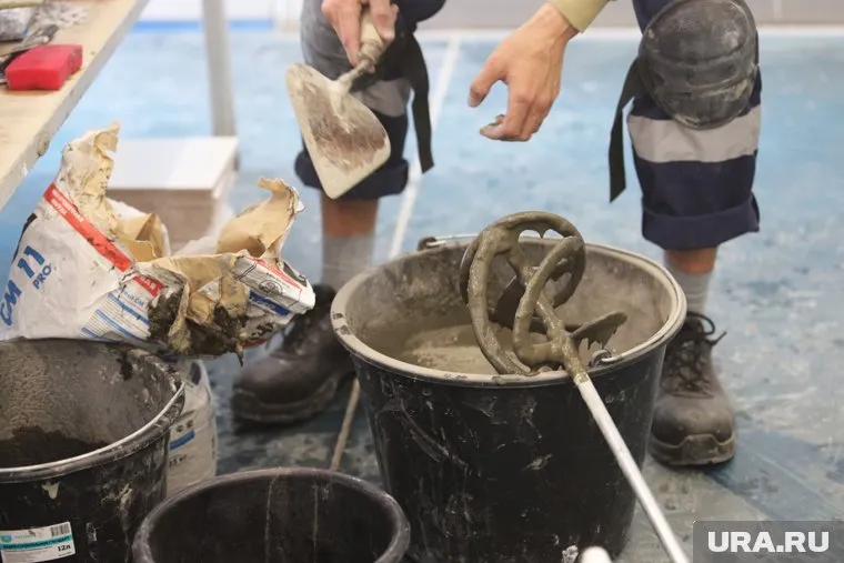 В Курганской области предложили увеличить стоимость трудового патента для иностранцев