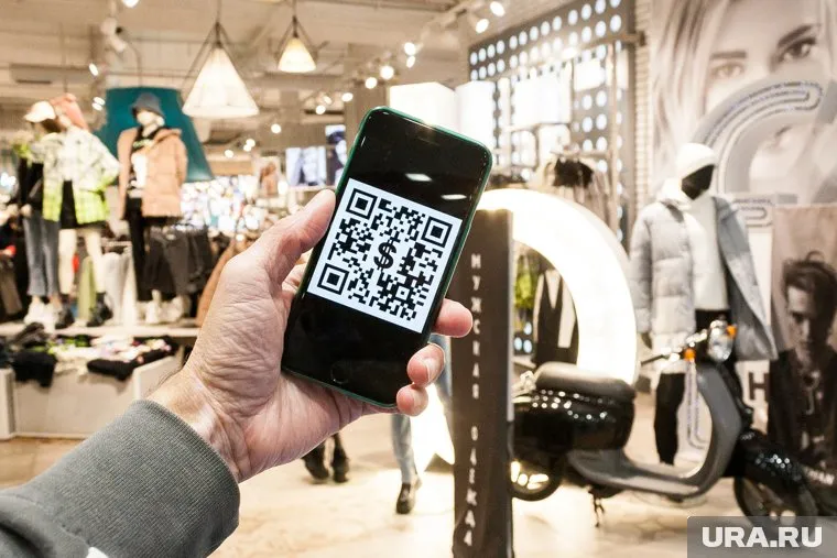 Попасть в торговые центры можно только по QR-коду