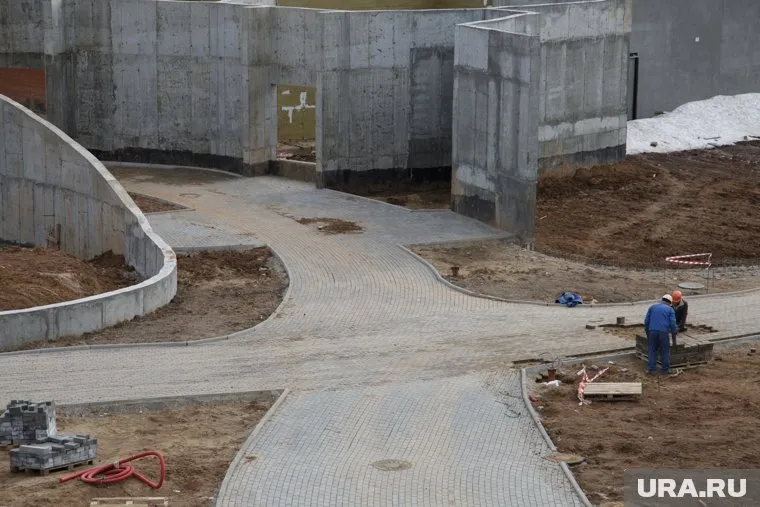 Строительство зоопарка в январе было приостановлено