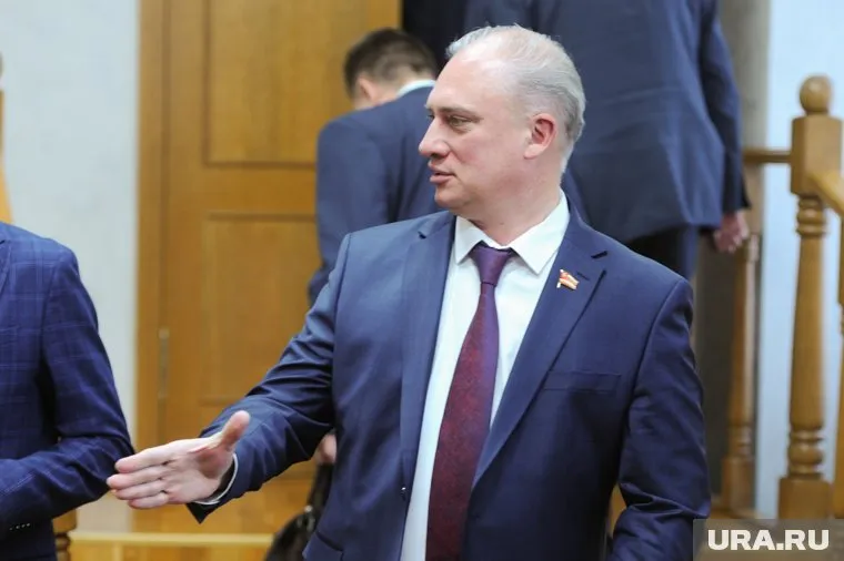 Андрей Шмидт с депутатами Госдумы обсудил замену лифтов