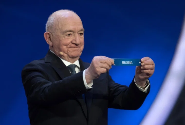 Соболезнования в связи со смертью футболиста высказали во всем мире