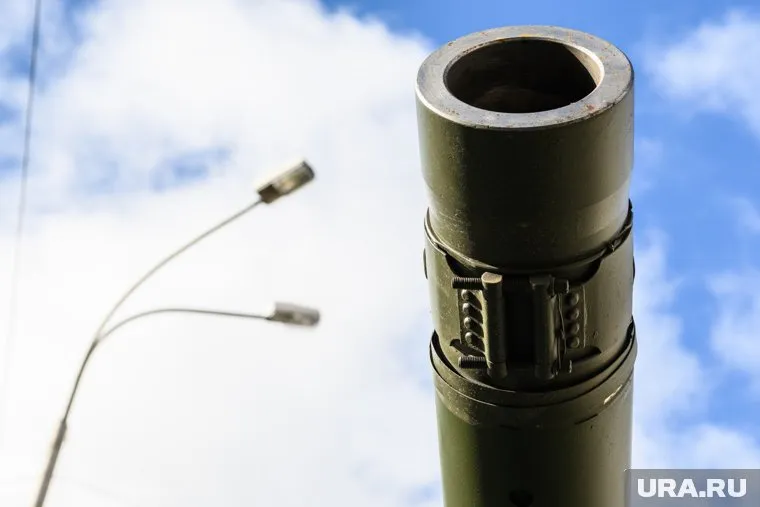 У российского вооружения 240-миллиметровые снаряды