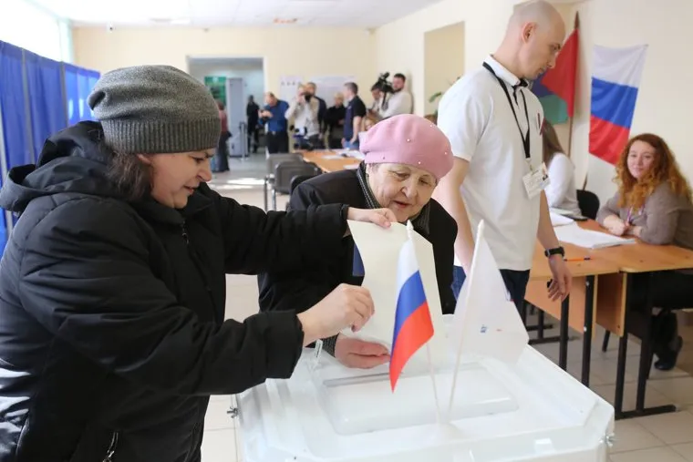 Избирательный участок. Тюмень