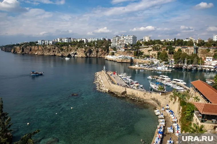 Горящие путевки в Турцию появились из-за низкого спроса