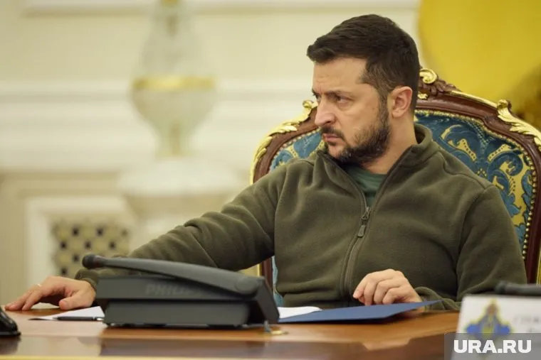 Украина не может быть уверена в своем членстве в НАТО, заявил Владимир Зеленский