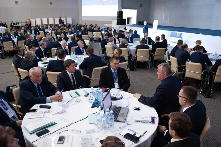 Совещание губернатора Свердловской области Евгения Куйвашева с главами муниципальных образований Свердловской области на площадке МВЦ «Екатеринбург-ЭКСПО». Екатеринбург