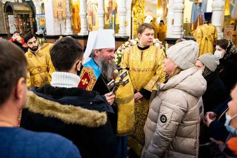 Праздничная Божественная литургия в Храме на Крови. Екатеринбург