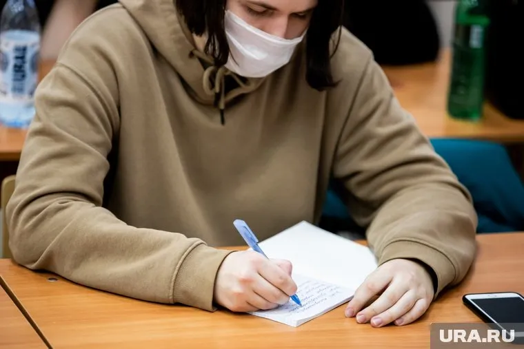 Также вузы должны внести изменения в учебную программу для таких абитуриентов, уверен Берулава