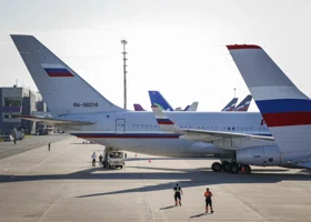 Аэропорт Нового Уренгоя меняет расписание полетов