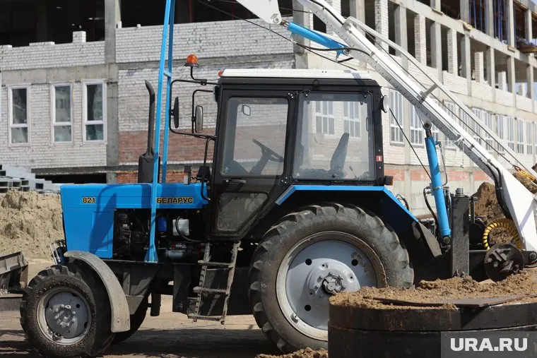 Бассейн курганского госуниверситета строят с отставанием от графика