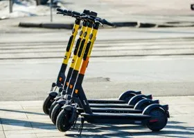 Что известно про отключение электросамокатов в Челябинске: хроника событий