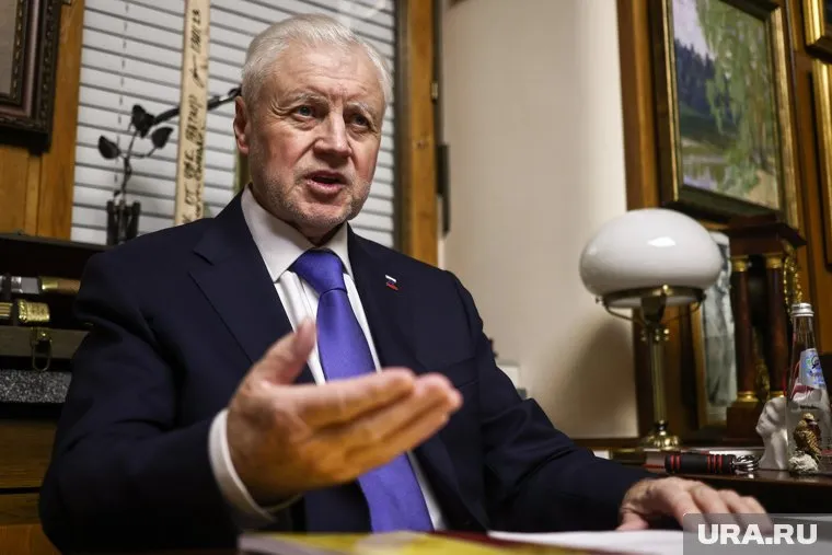 Автором инициативы стал лидер партии СРЗП Сергей Миронов