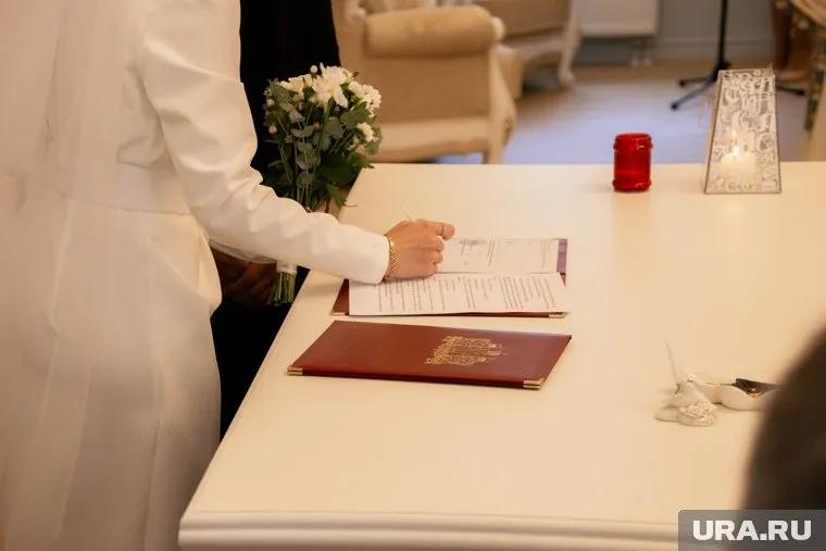 Свадьба на юбилее: как сочетаться браком в День города