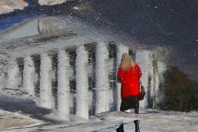 Город. Курган