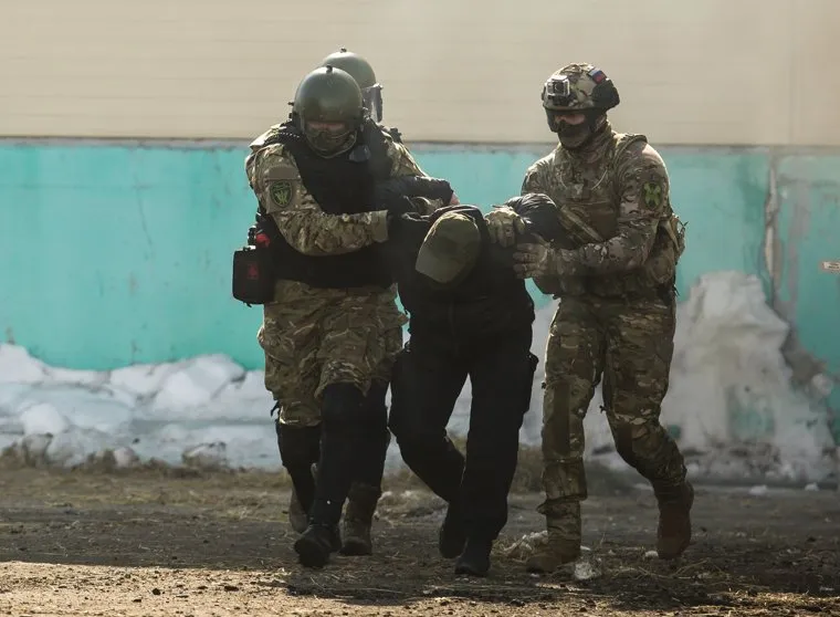 Торжественные мероприятия в честь 5-летия отряда ОМОНа. Сургут