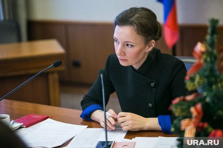 Информацию о сексуальном насилии над детьми Анна Кузнецова передала главе СКР