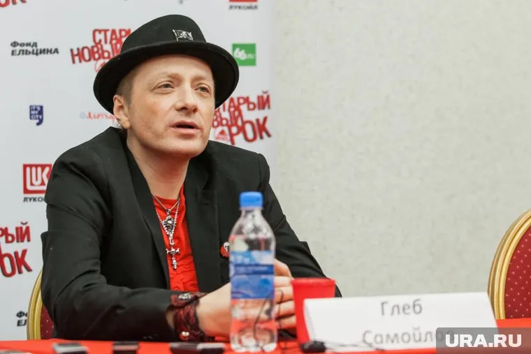 За Самойлова одну из песен допевал гитарист (архивное фото)