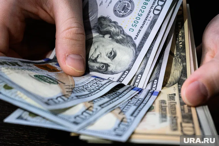 Стоимость доллара в тюменских банках может зависеть от типа купюр