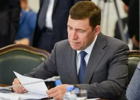 Губернатор Куйвашев предложил Путину поднять цены на табак