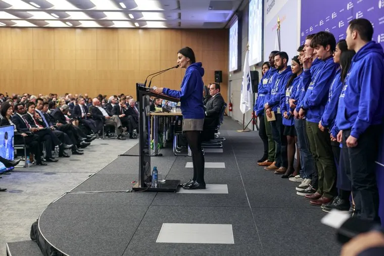 Презентация Екатеринбургом заявки на проведение Expo-2025 в Париже. Париж, молодежь, французская делегация, bie, генеральная ассамблея выставок