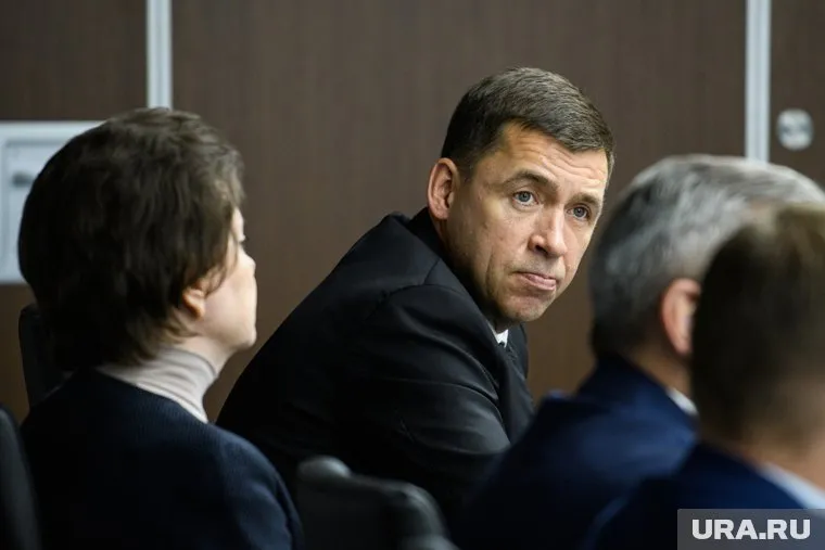 Евгений Куйвашев официально ушел в трехнедельный отпуск