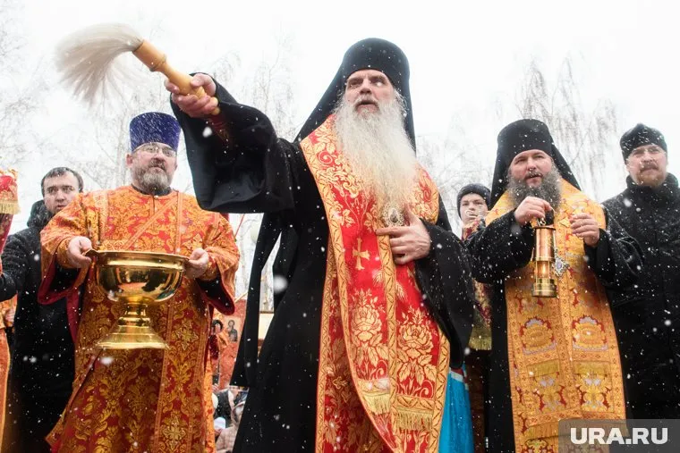 Священники не будут освящать оружие