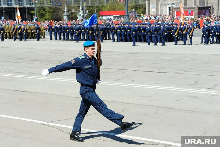 Перекрытие улиц в Челябинске связано с Днем Победы