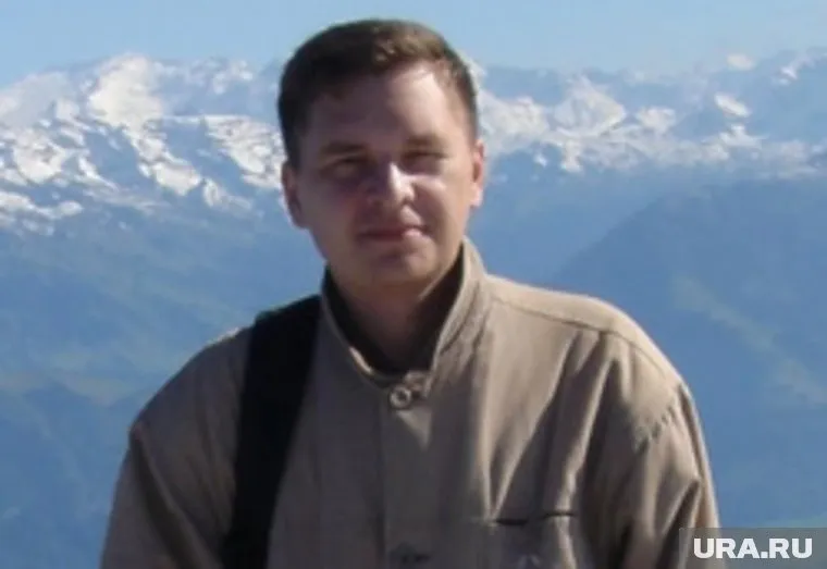 «Живой человек» Антон Булгаков ходил в специальном шлеме и сам себя бил